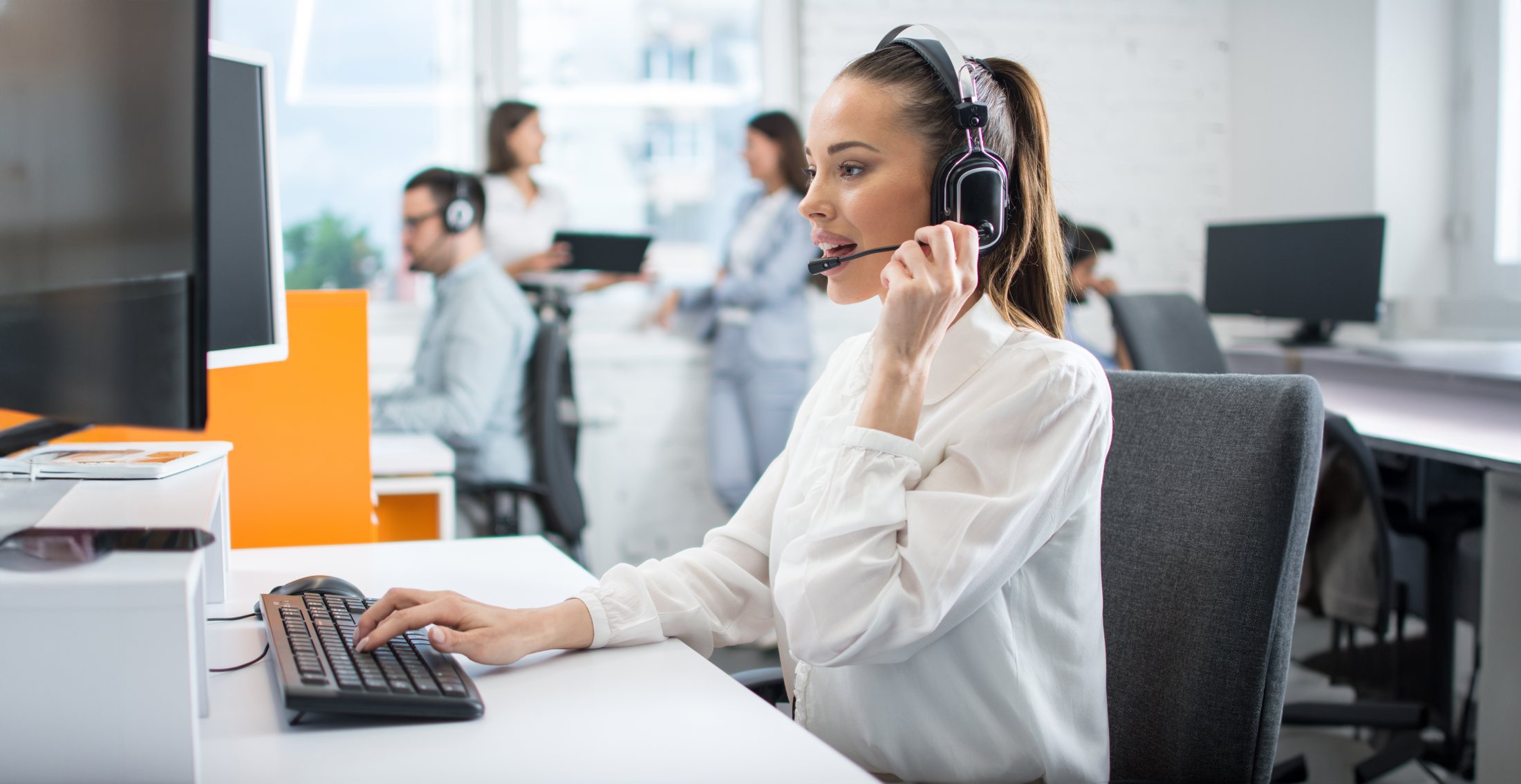 Top 5 Best Live Answering Service Providers 2026